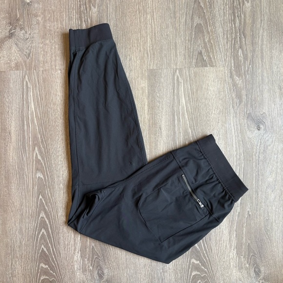 Lululemon ABC Jogger - Picture 2 of 3